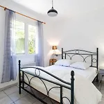 Вилла Maison De A 300m De La Avec 3 Chambres, Parking Prive Et Jardin Equipe - Fr-1-409-267 *