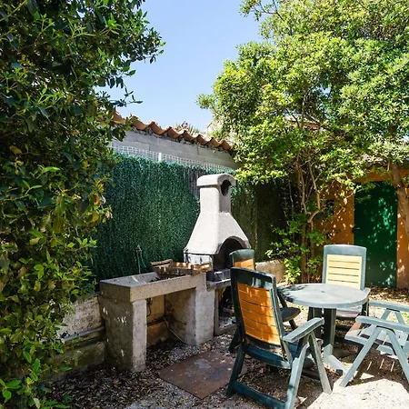 Maison De A 300m De La Avec 3 Chambres, Parking Prive Et Jardin Equipe - Fr-1-409-267 빌라 *
